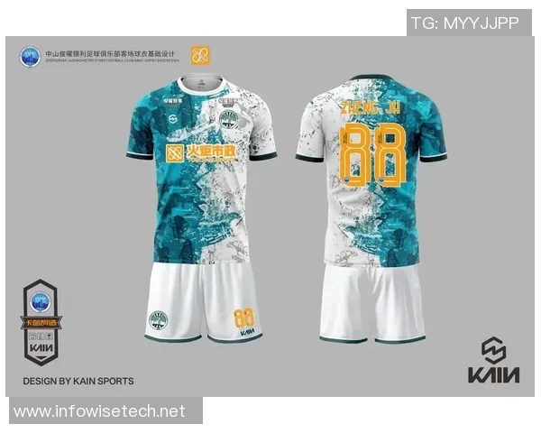 足球明星镂空贴纸创意设计分享与欣赏大全，尽显球场风采与个性魅力